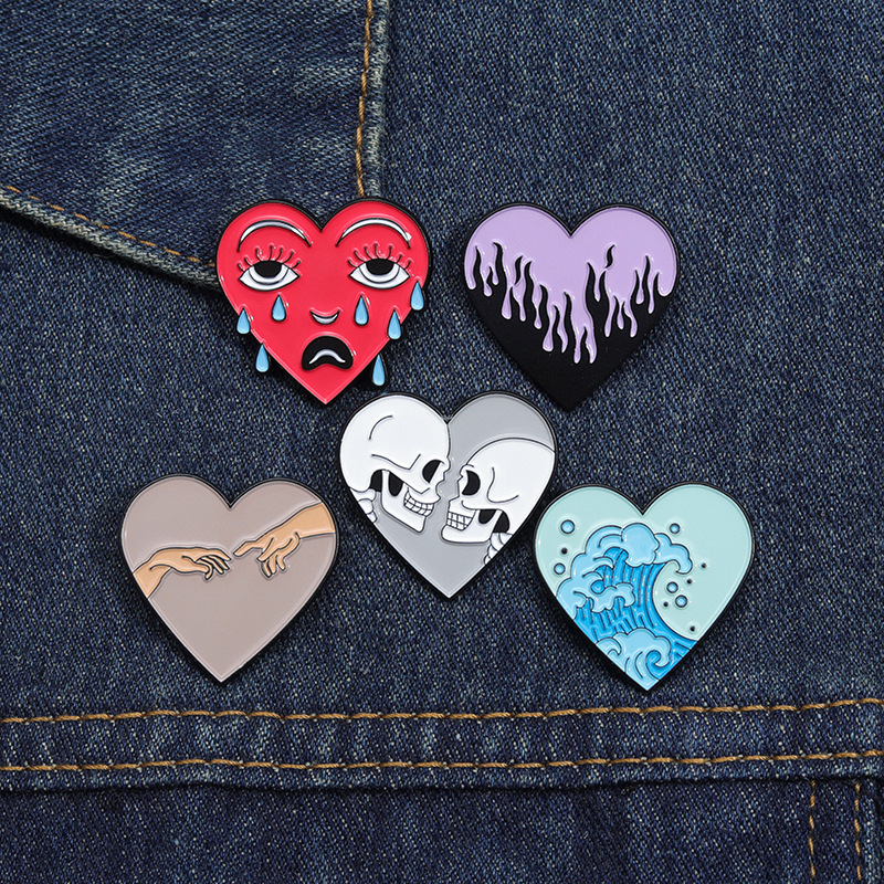 Cartoon Style Cute Sea Wave Heart Shape Skull Alloy Stoving Varnish Unisex Brooches display picture 10