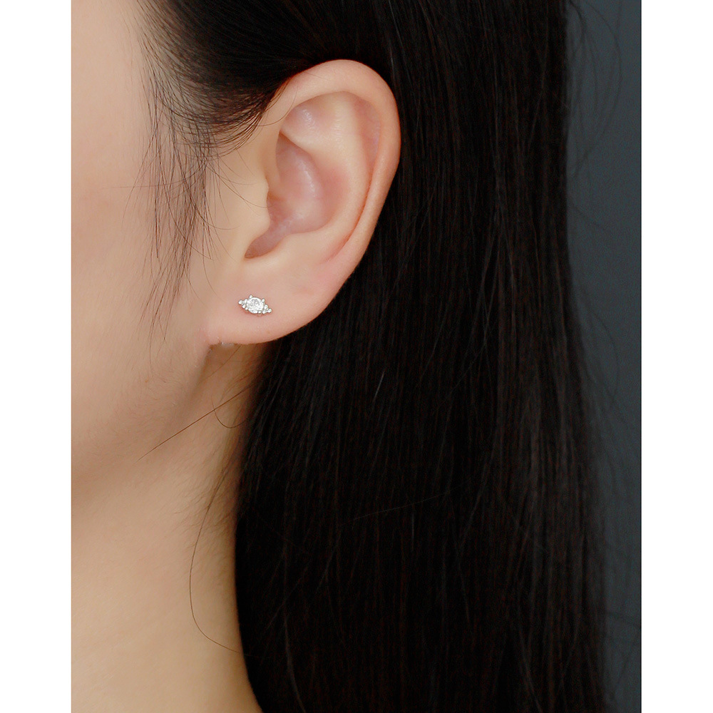 1 Pair Ig Style Simple Style Oval Plating Inlay Sterling Silver Zircon Ear Studs display picture 3