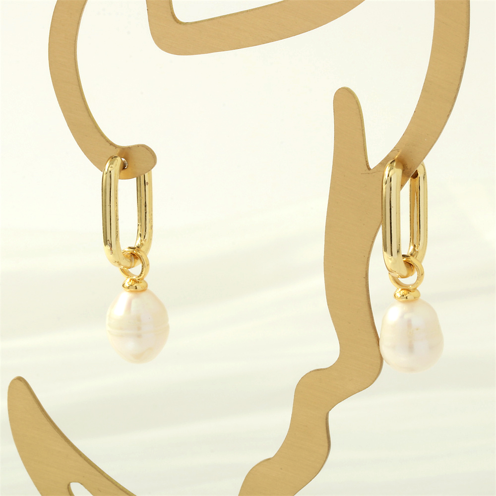 1 Pair Simple Style Irregular Plating Inlay Copper Freshwater Pearl 18k Gold Plated Drop Earrings display picture 2