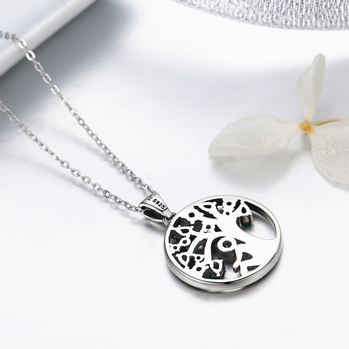 Casual Tree Sterling Silver Plating Inlay Zircon White Gold Plated Necklace display picture 3