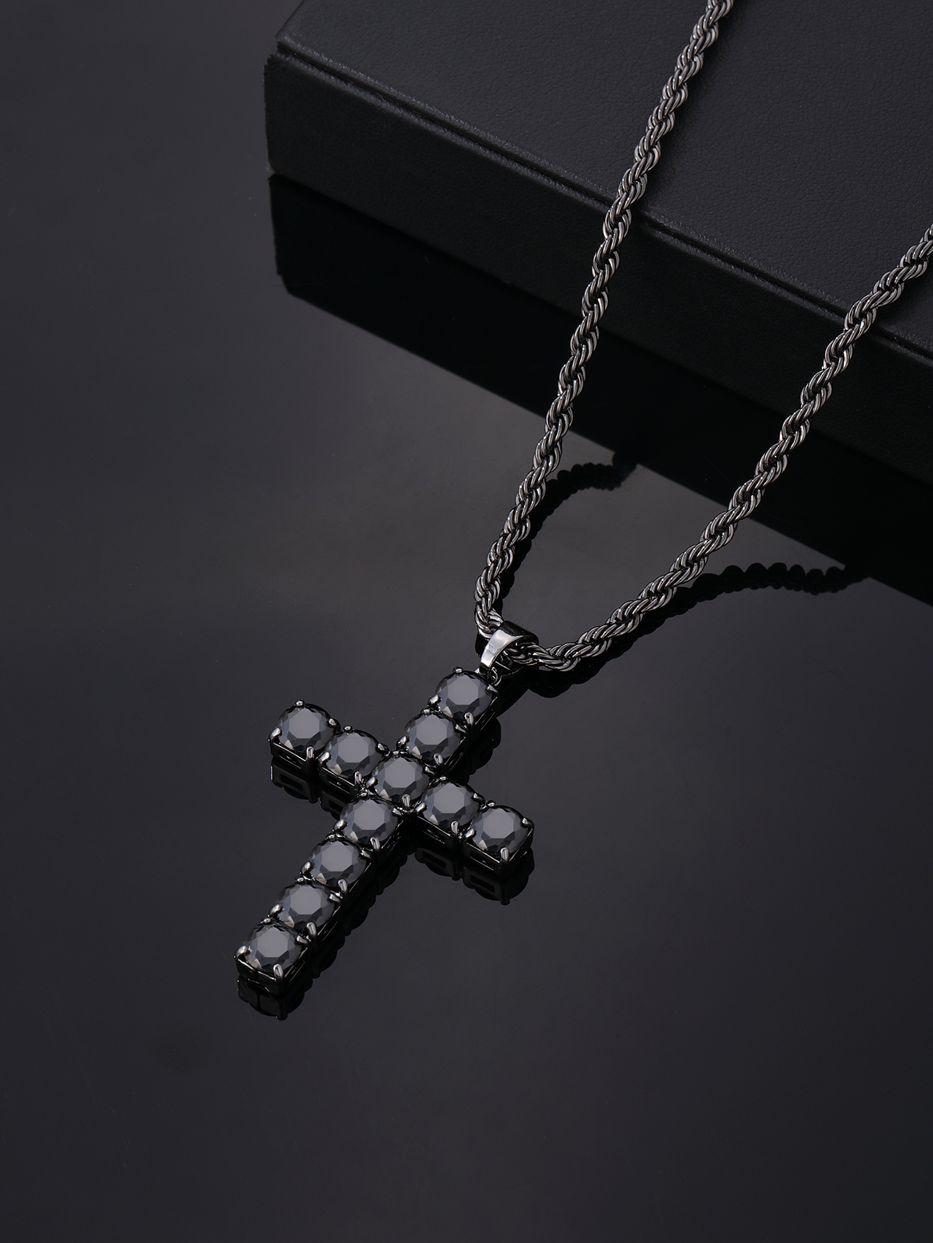 Hip-Hop Vintage Style Simple Style Cross 304 Stainless Steel Alloy Plating Inlay Zircon K Gold Plated Rhodium Plated Men's Pendant Necklace display picture 7