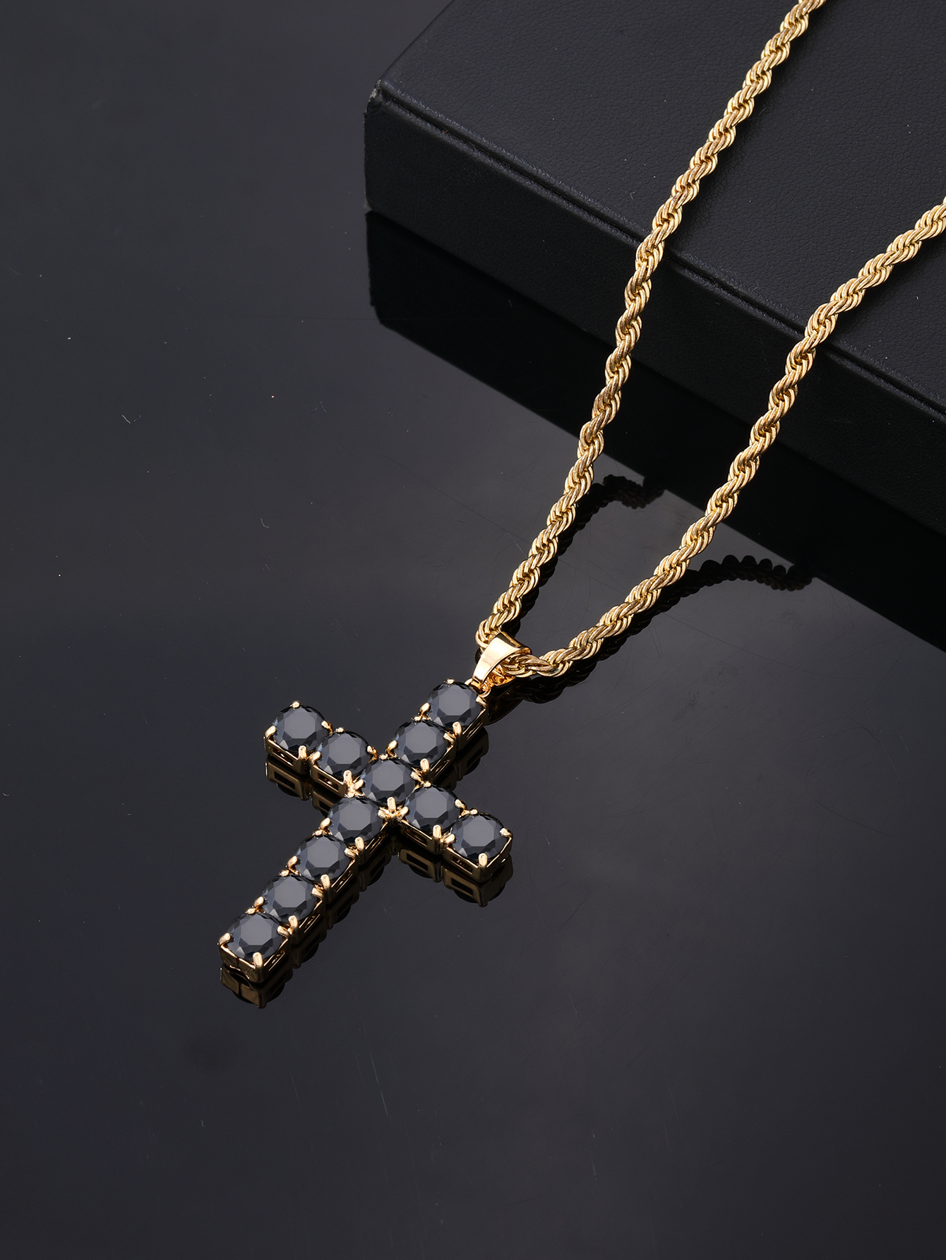 Hip-Hop Vintage Style Simple Style Cross 304 Stainless Steel Alloy Plating Inlay Zircon K Gold Plated Rhodium Plated Men's Pendant Necklace display picture 10