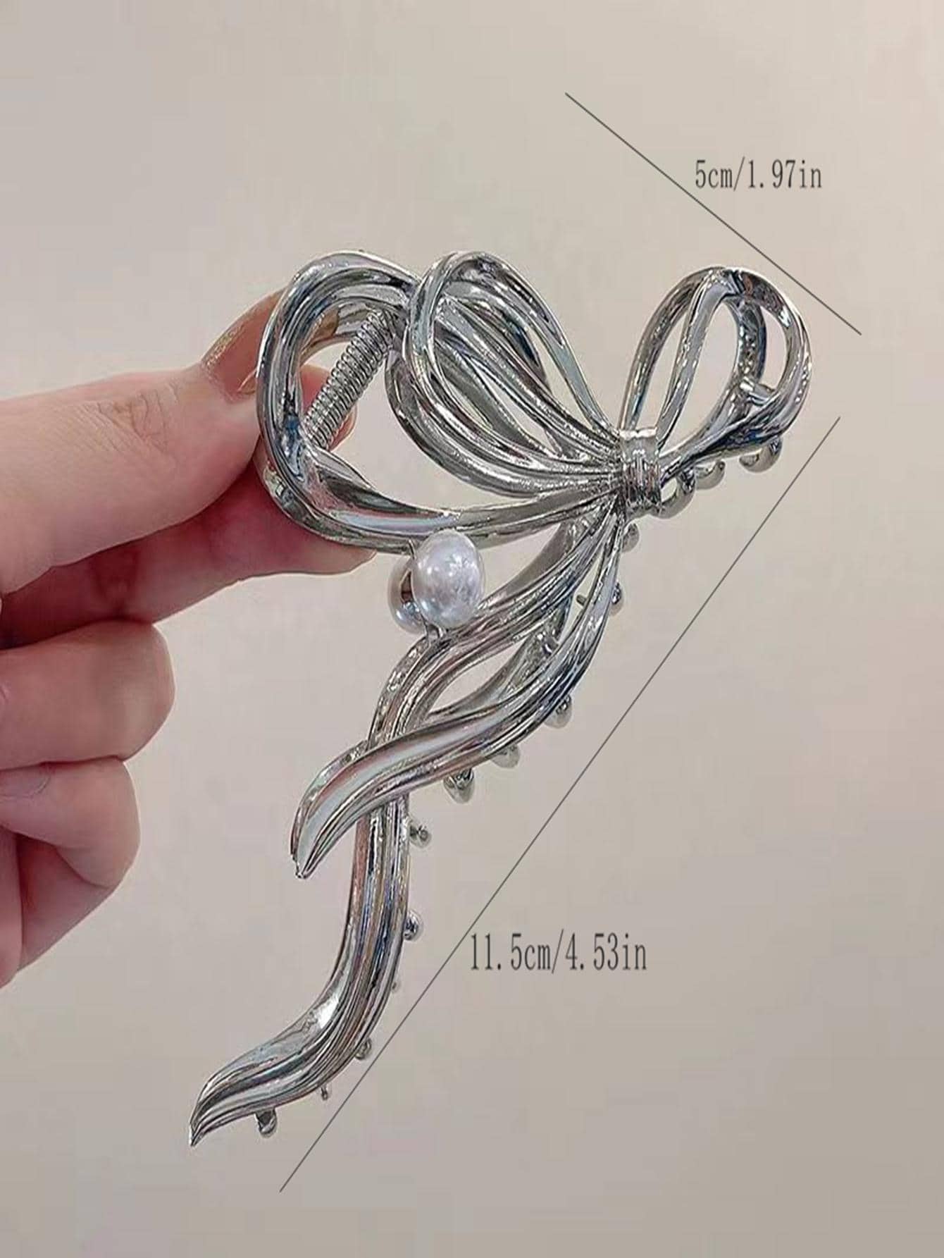 Elegant Dame Einfacher Stil Bogenknoten Imitationsperle Legierung Kunststoff Dreidimensional Haarkrallen display picture 5