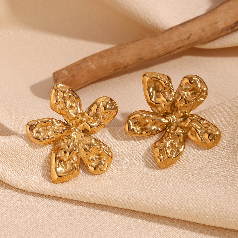 1 Pair Vintage Style Simple Style Classic Style Flower Plating Pleated Stainless Steel 18k Gold Plated Ear Studs display picture 1