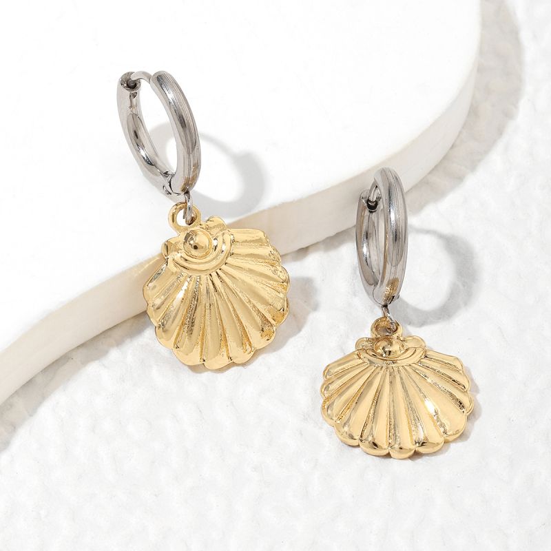 1 Pair Classical Shell Polishing Stainless Steel 18K Gold Plated Drop Earrings display picture 4