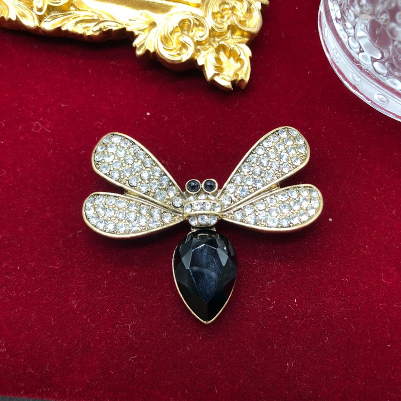 Simple Style Bee Alloy Inlay Rhinestones Women's Brooches display picture 3