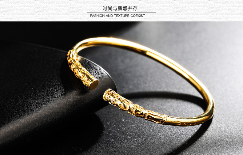 Retro Golden Hoop 304 Stainless Steel Enamel 18K Gold Plated Women's Bangle display picture 9