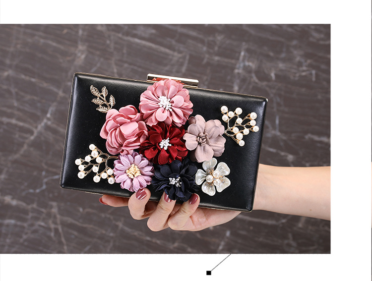 Women's Small All Seasons Pu Leather Metal Flower Classic Style Square Clasp Frame Evening Bag display picture 2