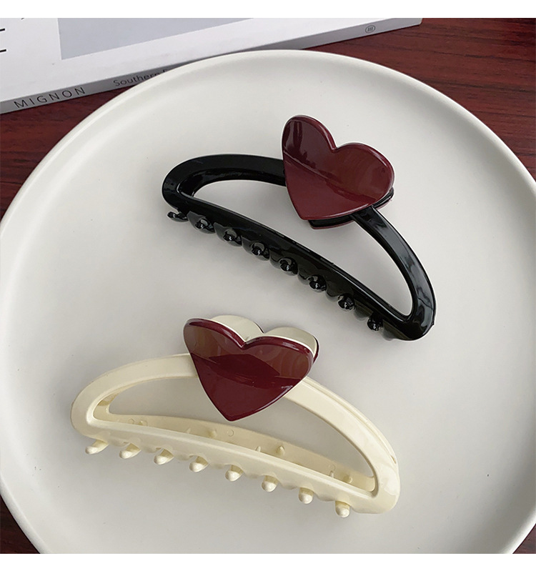 Simple Style Heart Shape Plastic Hair Claws display picture 5