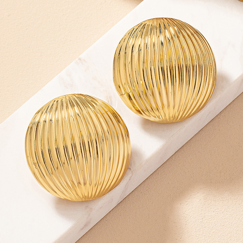 1 Pair Simple Style Classic Style Shell Plating Ferroalloy 14k Gold Plated Ear Studs display picture 3