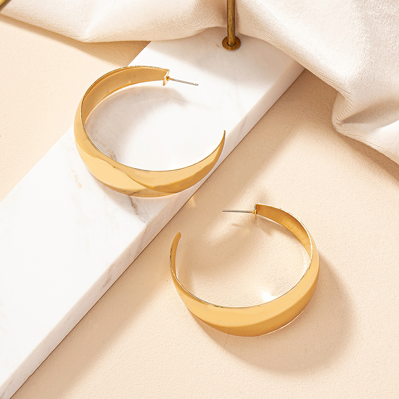 1 Pair Simple Style Solid Color Plating Ferroalloy 14k Gold Plated Hoop Earrings display picture 6