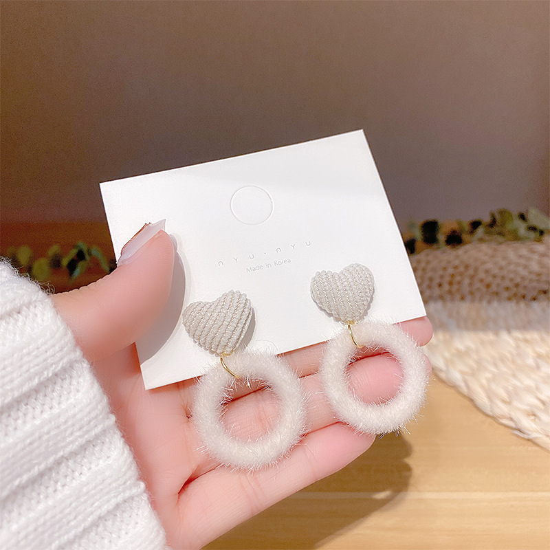 1 Pair Casual Sweet Round Heart Shape Alloy Drop Earrings display picture 1