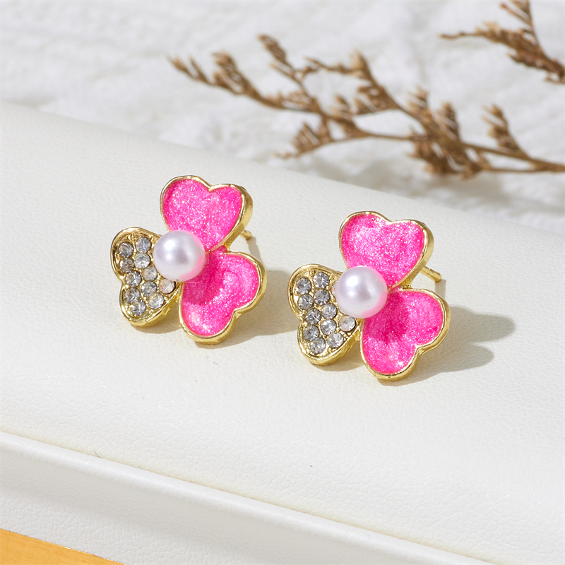 Wholesale Jewelry Casual Simple Style Shamrock Alloy Rhinestones Pearl Enamel Inlay Ear Studs display picture 5