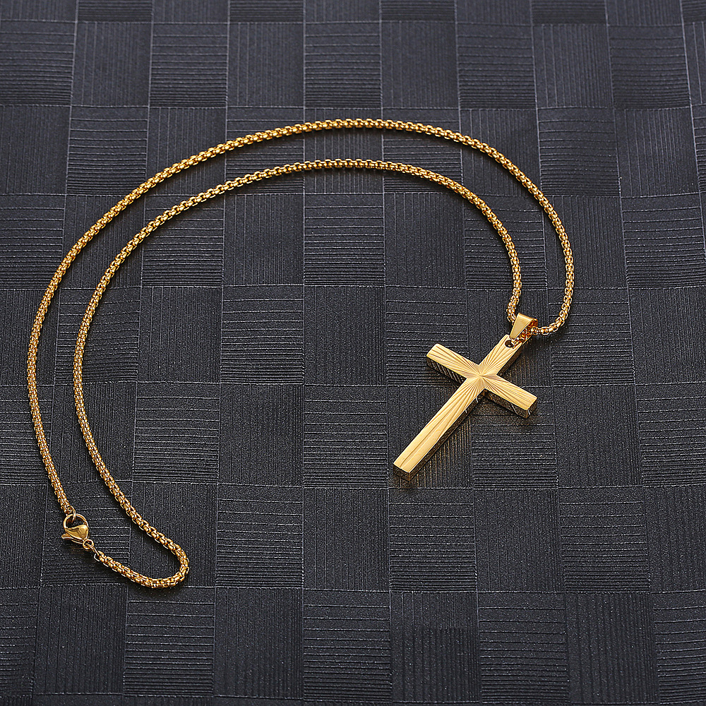 304 Stainless Steel 18K Gold Plated Casual Simple Style Plating Cross Pendant Necklace display picture 5