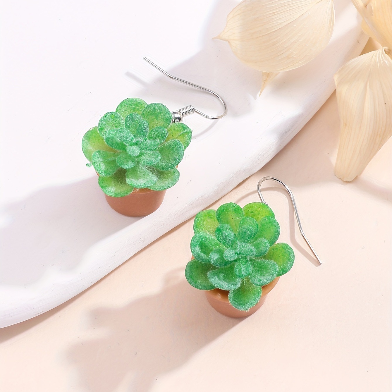 1 Pair Simple Style Plant Plating Alloy Drop Earrings display picture 3