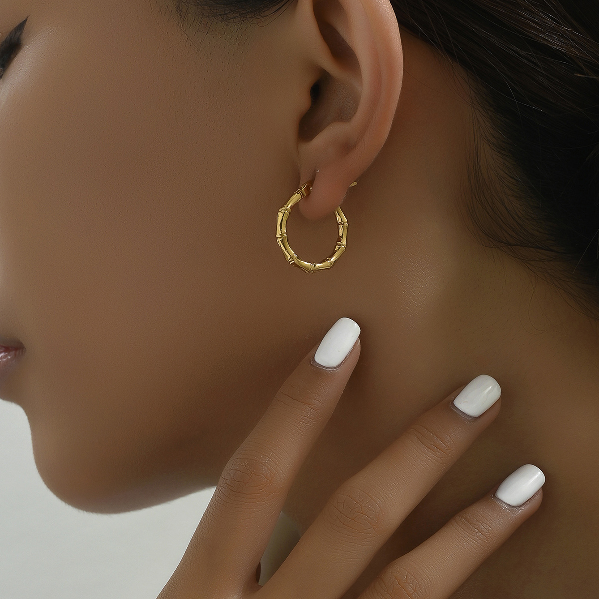 1 Pair Vintage Style Simple Style Classic Style Round 201 Stainless Steel 18K Gold Plated Hoop Earrings display picture 8