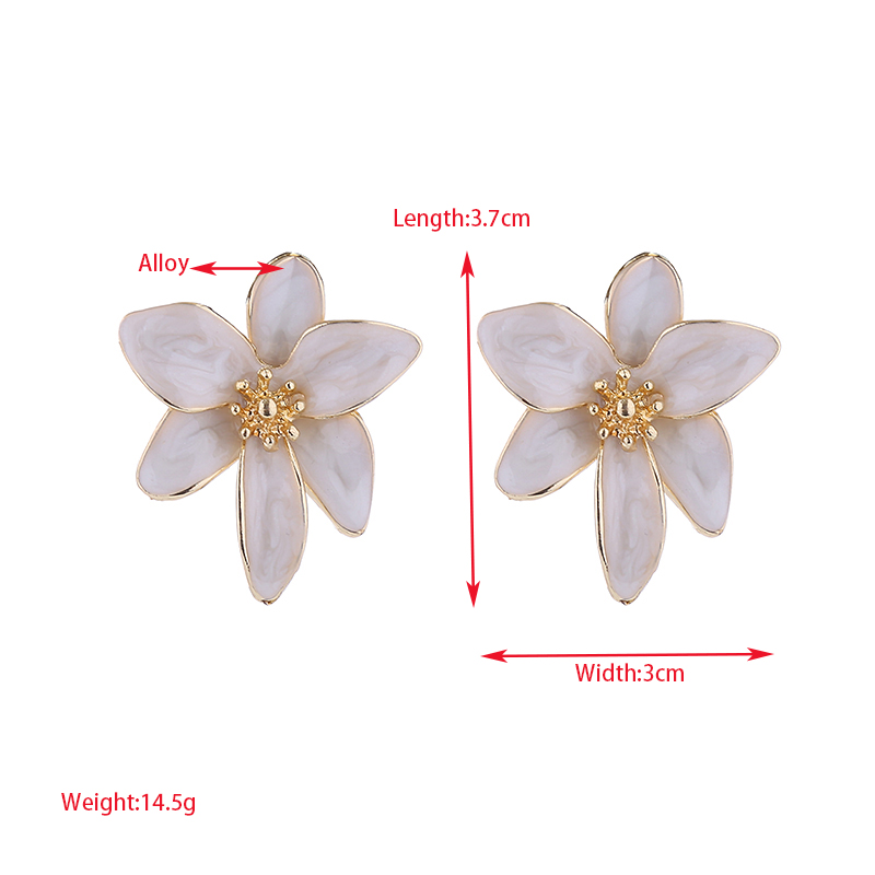 1 Pair Sweet Pastoral Flower Petal Enamel Flowers Alloy Gold Plated Ear Studs display picture 1