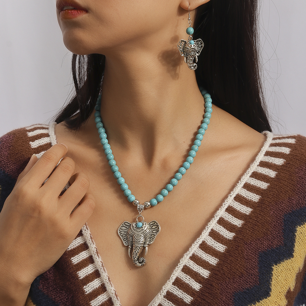 Vintage Style Elephant Turquoise Zinc Alloy Beaded Women's Jewelry Set display picture 3