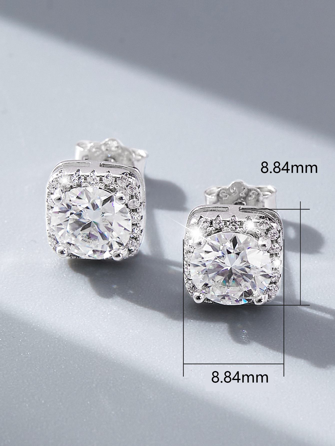 1 Pair Elegant Shiny Round Square Plating Inlay Sterling Silver Zircon Ear Studs display picture 3