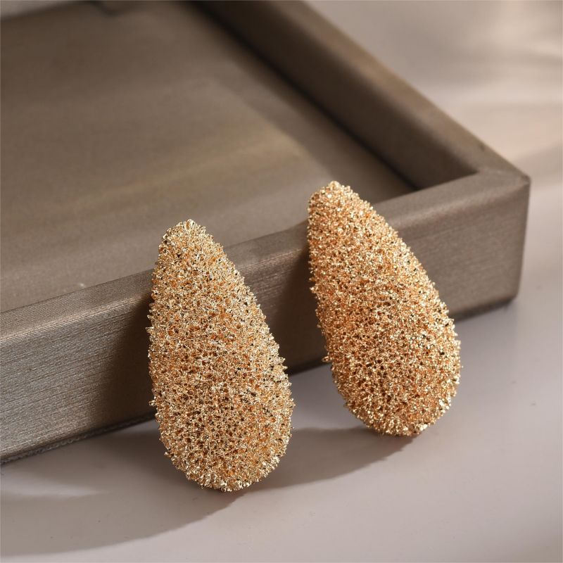 1 Pair Luxurious Water Droplets Plating Copper 18k Gold Plated White Gold Plated Ear Studs display picture 5