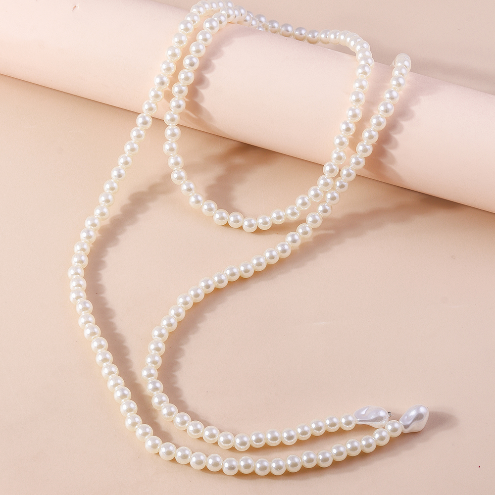 Elegant Round Artificial Pearl Beaded Women's Necklace display picture 7