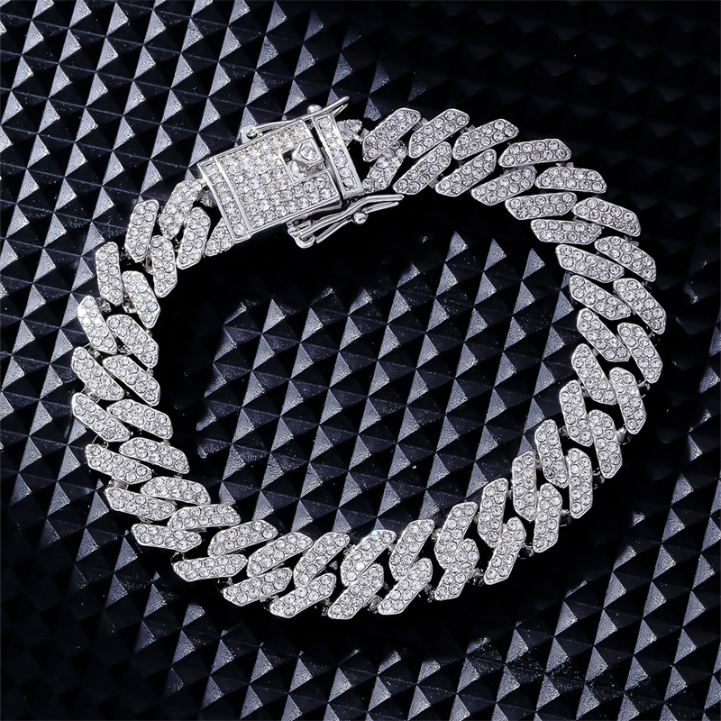 Hip-Hop Vintage Style Simple Style Solid Color 304 Stainless Steel Gold Plated Silver Plated Zircon Bracelets In Bulk display picture 3