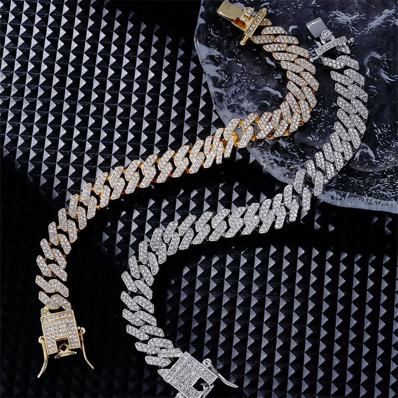 Hip-Hop Vintage Style Simple Style Solid Color 304 Stainless Steel Gold Plated Silver Plated Zircon Bracelets In Bulk display picture 7