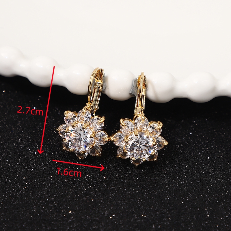 1 Pair Romantic Shiny Flower Plating Inlay Copper Zircon Gold Plated Drop Earrings display picture 5