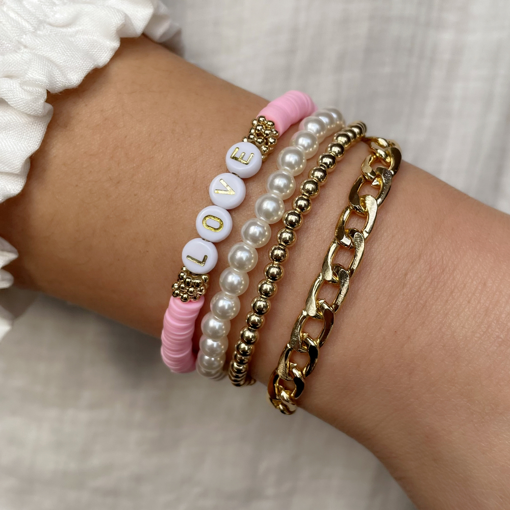 Casual Vacation Letter Artificial Pearl Alloy Soft Clay Beaded Gold Plated Women's Bracelets display picture 4