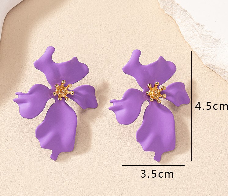 1 Pair Retro Luxurious Flower Spray Paint Alloy Ear Studs display picture 17