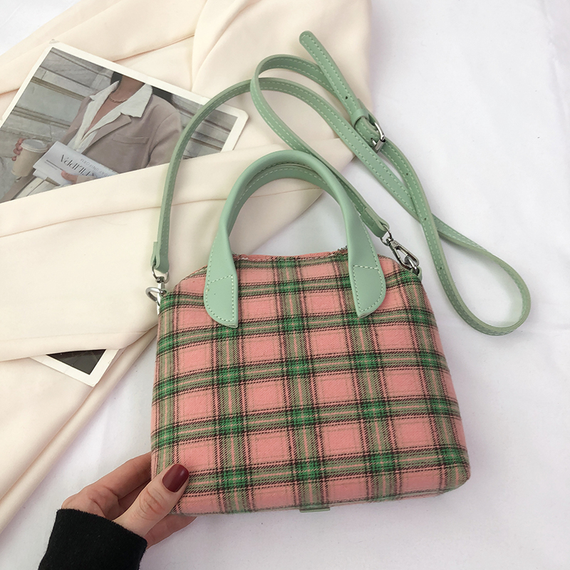 Unisex Canvas Color Block Plaid Vacation Sewing Thread Square Magnetic Buckle Handbag display picture 5