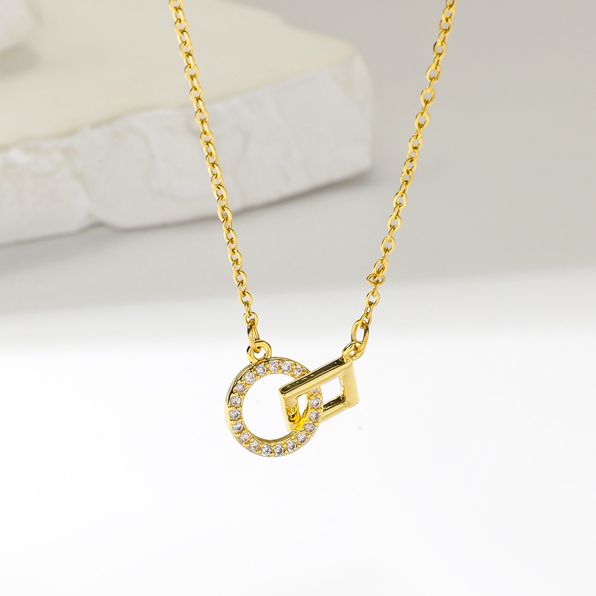 Wholesale Simple Style Round Stainless Steel Plating Inlay 18k Gold Plated Zircon Pendant Necklace display picture 4