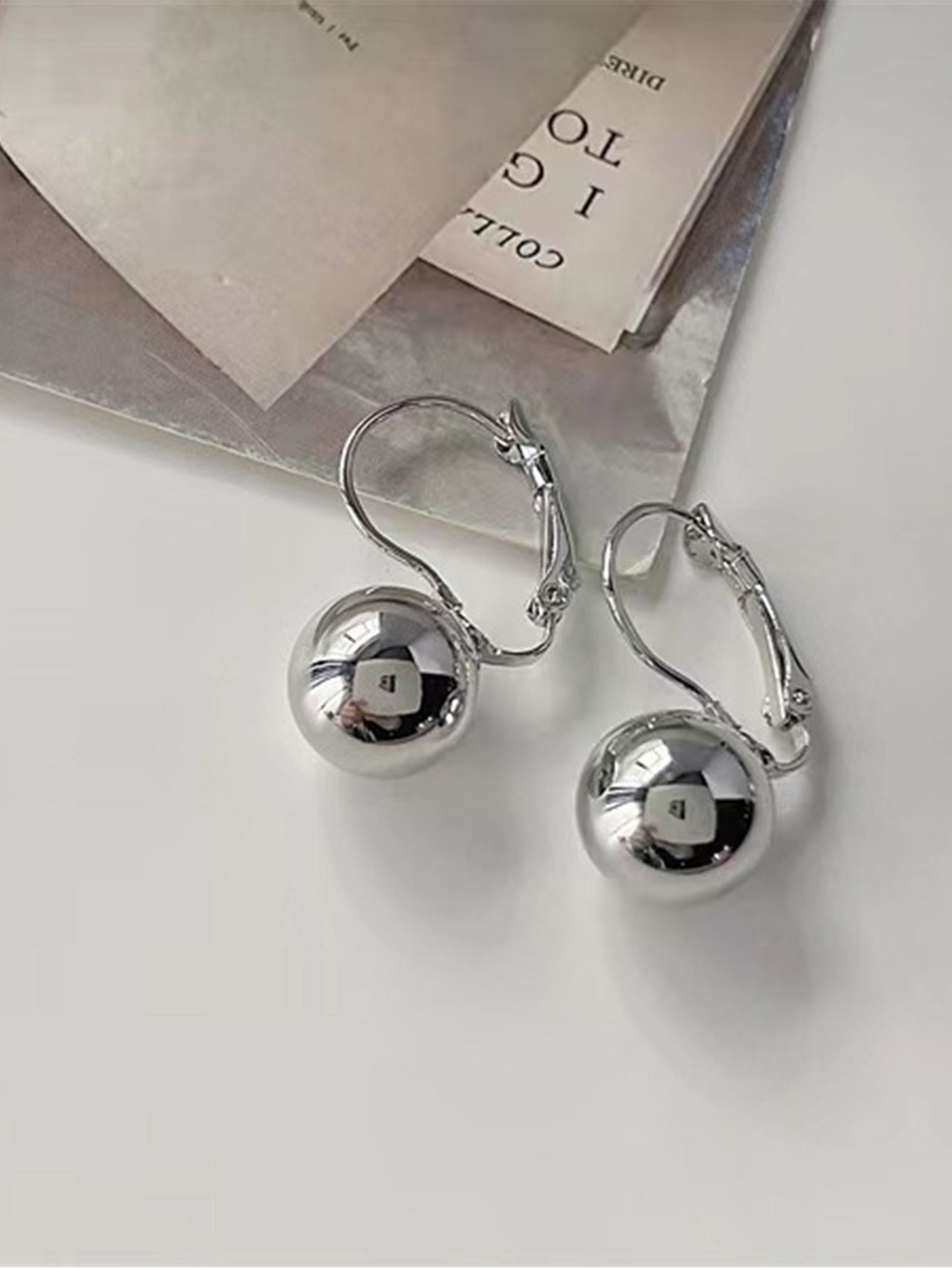 1 Pair Elegant Lady Korean Style Geometric Plating Iron Copper Drop Earrings display picture 5