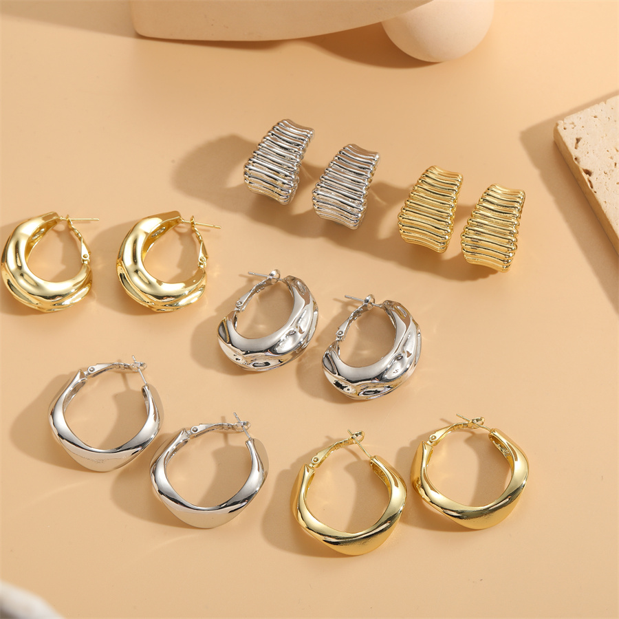 1 Pair Simple Style Solid Color Polishing Plating Copper 14k Gold Plated White Gold Plated Ear Studs display picture 7