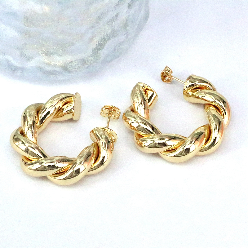 1 Pair Retro Simple Style Roman Style Round Plating Copper 18k Gold Plated Ear Studs display picture 6