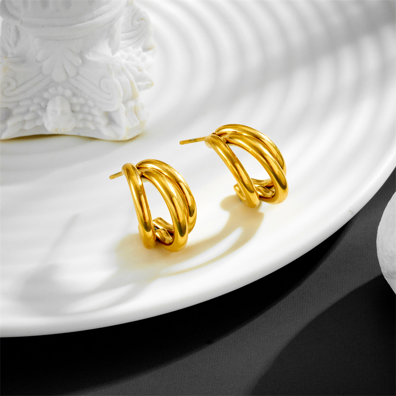 1 Pair Vintage Style Solid Color Plating Titanium Steel 18K Gold Plated Ear Studs display picture 5