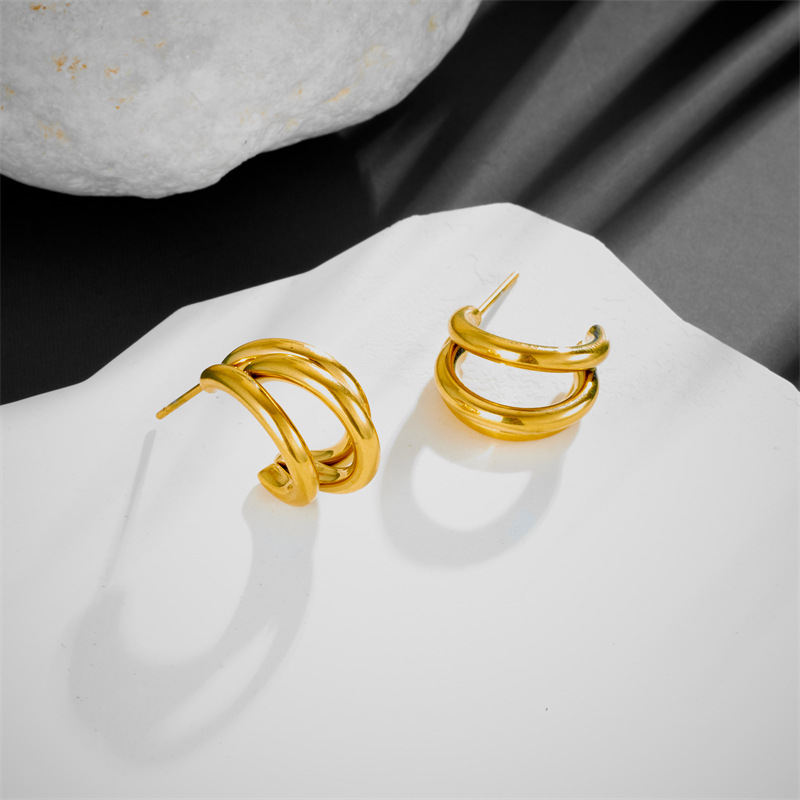 1 Pair Vintage Style Solid Color Plating Titanium Steel 18K Gold Plated Ear Studs display picture 6
