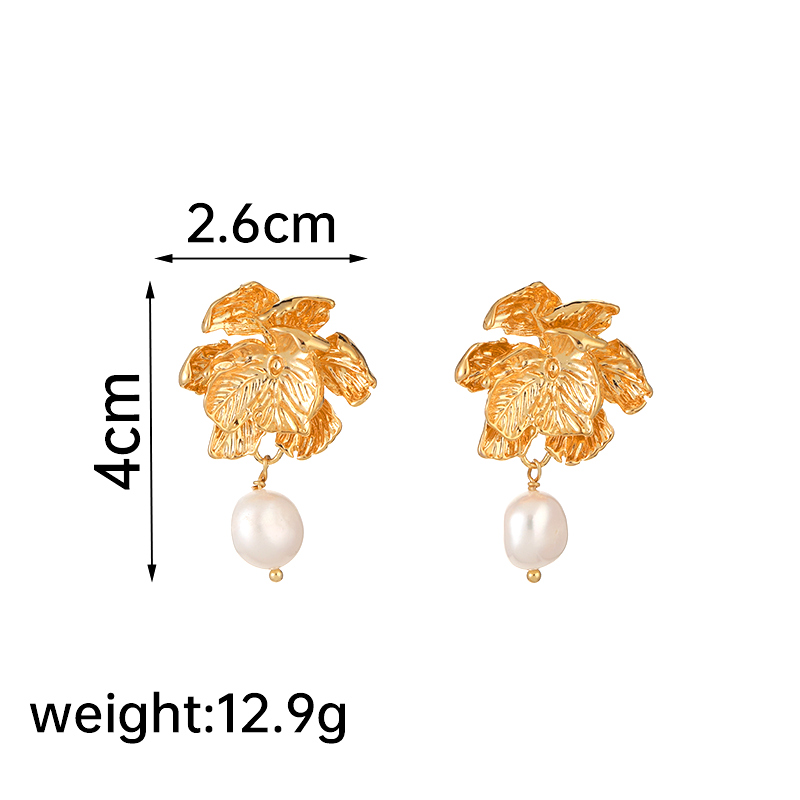 1 Pair Elegant Luxurious Lady Flower Plating Freshwater Pearl Copper 18k Gold Plated Drop Earrings display picture 7