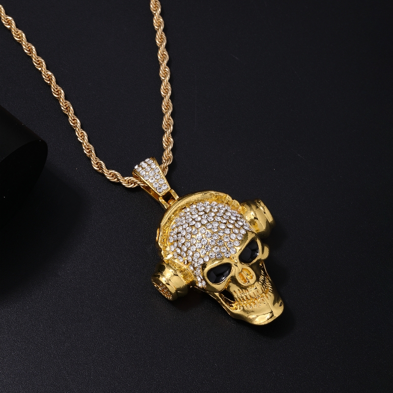 Hip-hop Punk Skull Stainless Steel Alloy Plating Inlay Rhinestones White Gold Plated Gold Plated Men's Pendant Necklace display picture 3