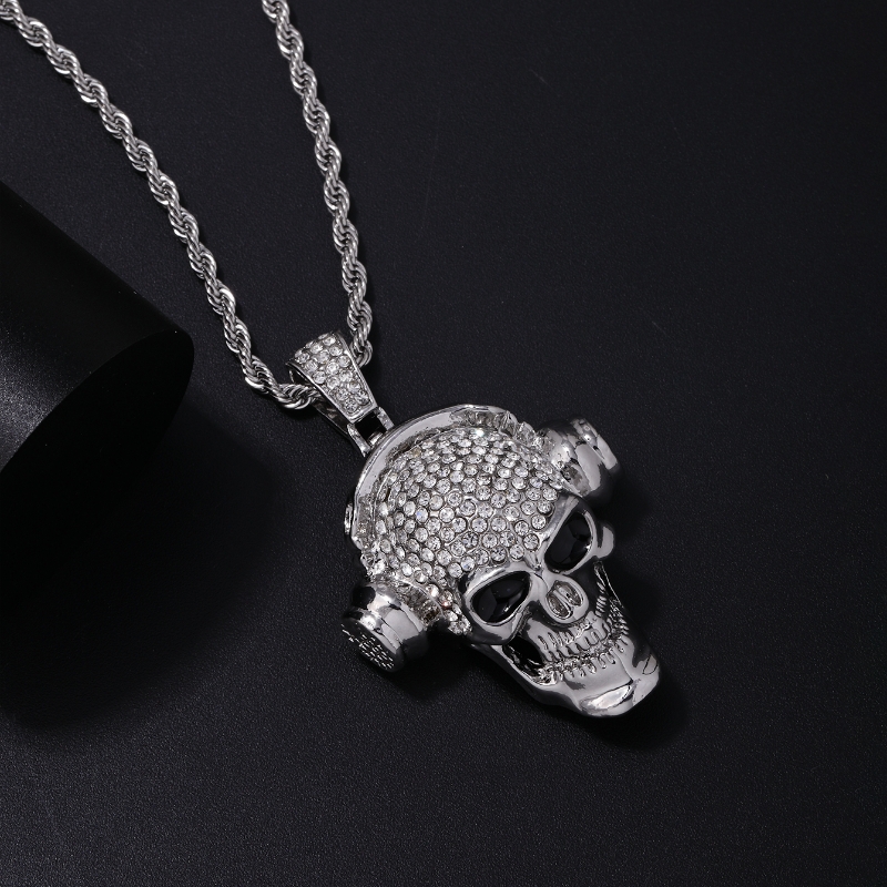 Hip-hop Punk Skull Stainless Steel Alloy Plating Inlay Rhinestones White Gold Plated Gold Plated Men's Pendant Necklace display picture 4