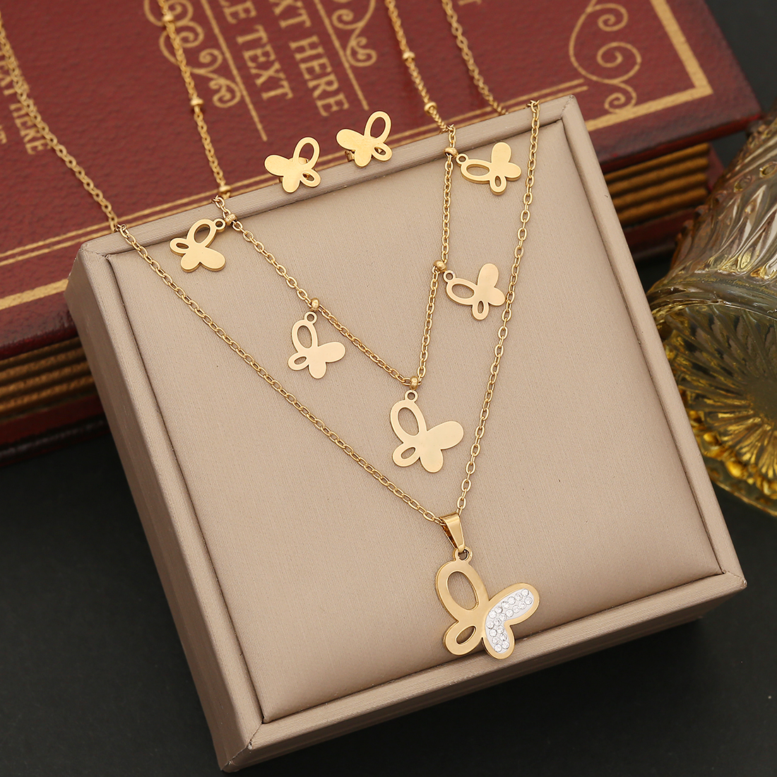 Wholesale Simple Style Star Heart Shape Crown 304 Stainless Steel Copper Plating 18K Gold Plated Zircon Pendant Necklace display picture 4