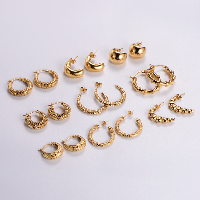 1 Pair Vintage Style Solid Color Plating 304 Stainless Steel 18K Gold Plated Ear Studs display picture 1