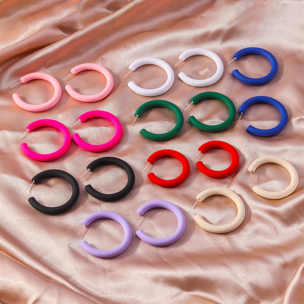 Wholesale Jewelry Simple Style Solid Color Plastic Ear Studs display picture 5