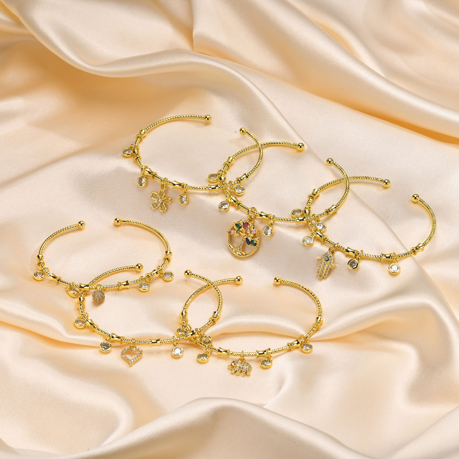 Kupfer Vergoldet Einfacher Stil Römischer Stil Überzug Herzform Diamant Armbänder display picture 1