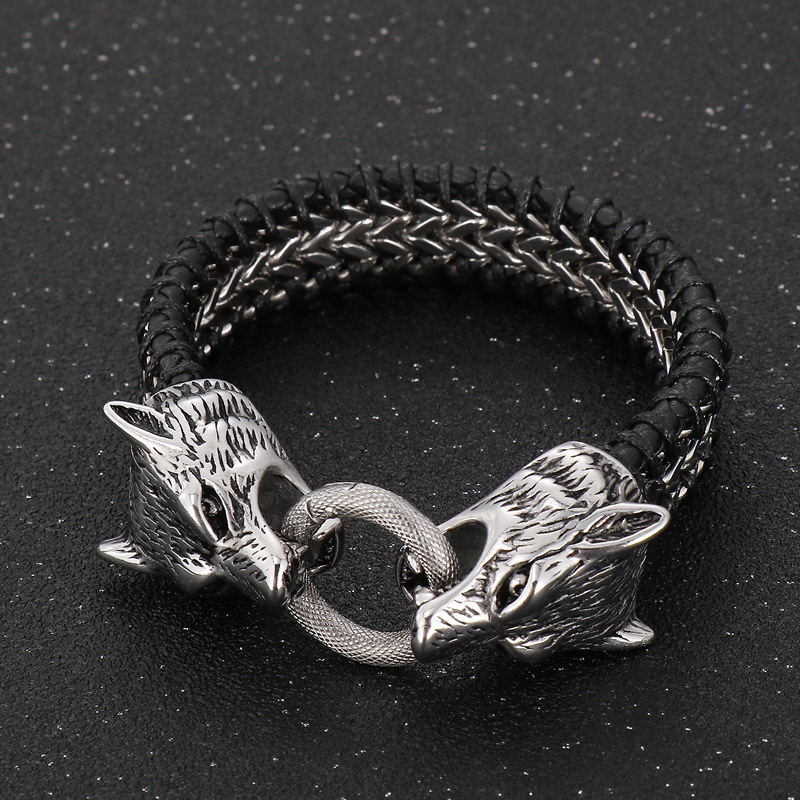 Hip-Hop Rock Punk Wolf Titanium Steel Plating 18K Gold Plated Men's Bracelets display picture 3