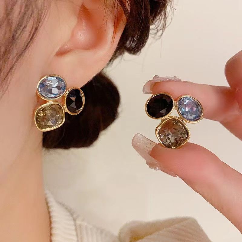 1 Pair Elegant Irregular Plating Inlay Alloy Rhinestones Gold Plated Ear Studs display picture 5