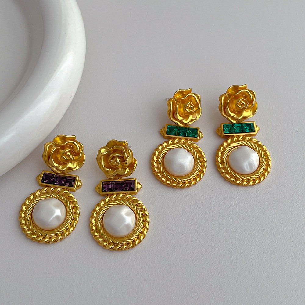 1 Piece Vintage Style Flower Plating Inlay Copper Artificial Gemstones Artificial Pearls 18k Gold Plated Drop Earrings display picture 7