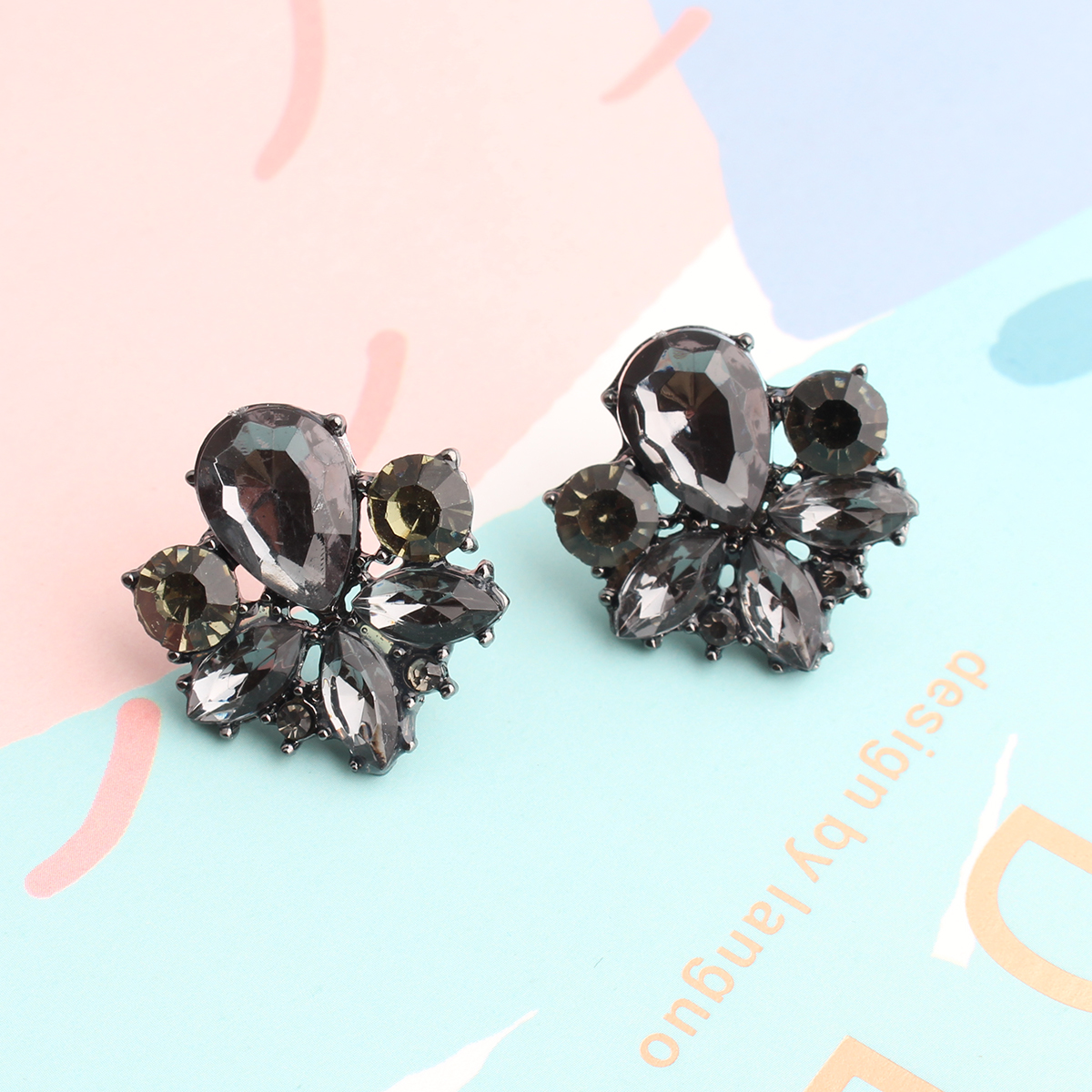 1 Pair Casual Elegant Flower Plating Inlay Alloy Rhinestones Ear Studs display picture 1