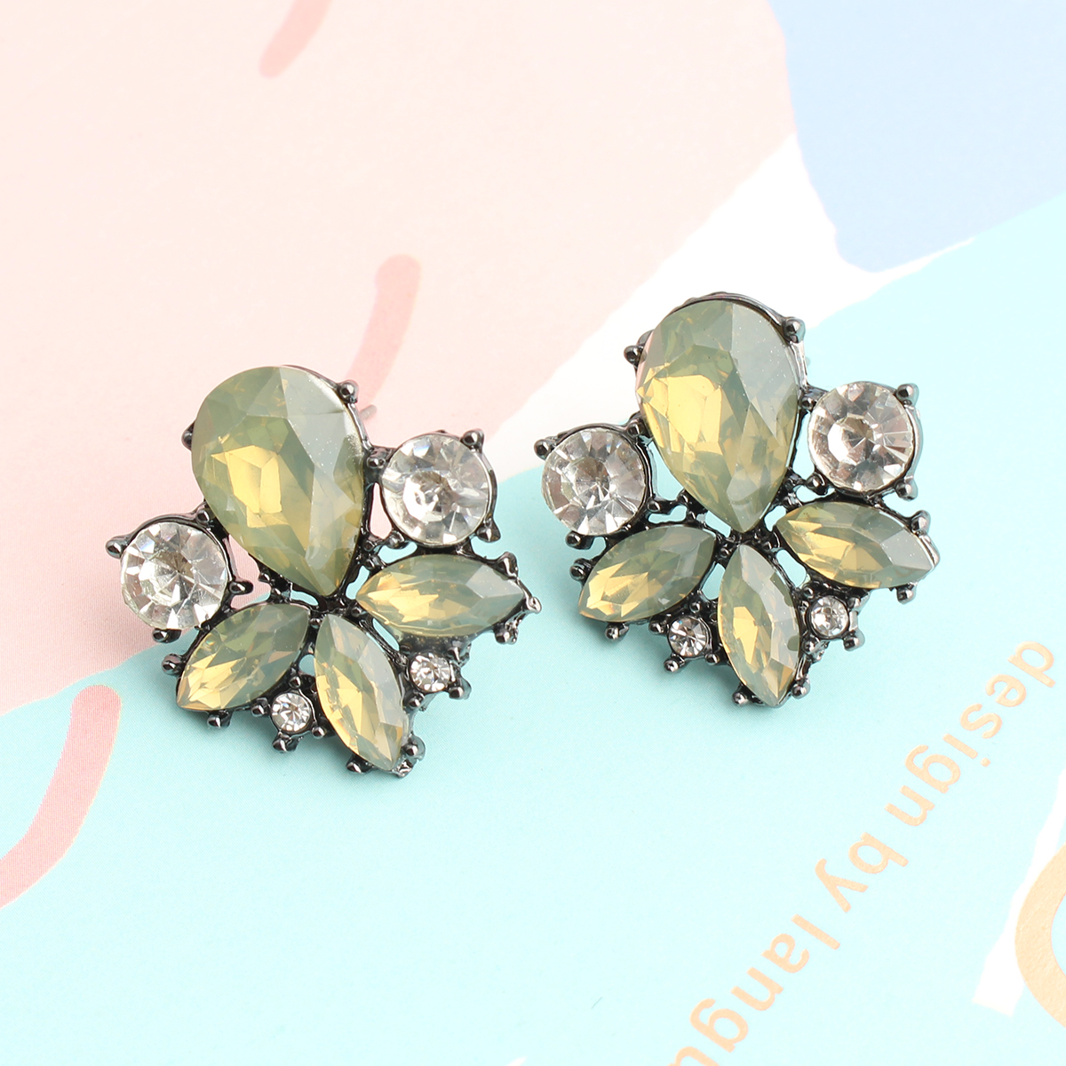 1 Pair Casual Elegant Flower Plating Inlay Alloy Rhinestones Ear Studs display picture 4