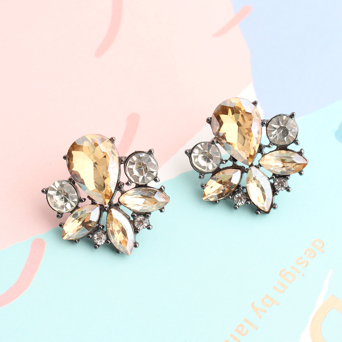 1 Pair Casual Elegant Flower Plating Inlay Alloy Rhinestones Ear Studs display picture 7